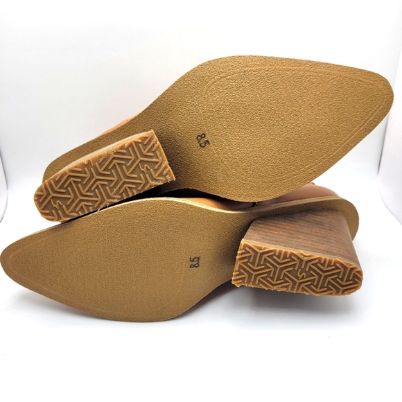 SILVIA COBOS Shoot For The Moon Boots - Picture 8 of 8